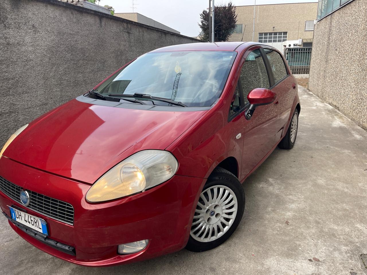 FIAT GRANDE PUNTO 1.3 MTJ NEOPATENTATI
