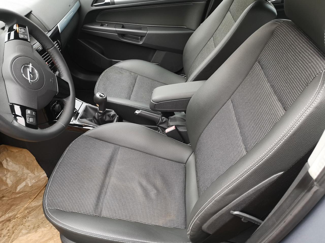 Opel Astra 1.7 CDTI 110CV 5 porte Enjoy