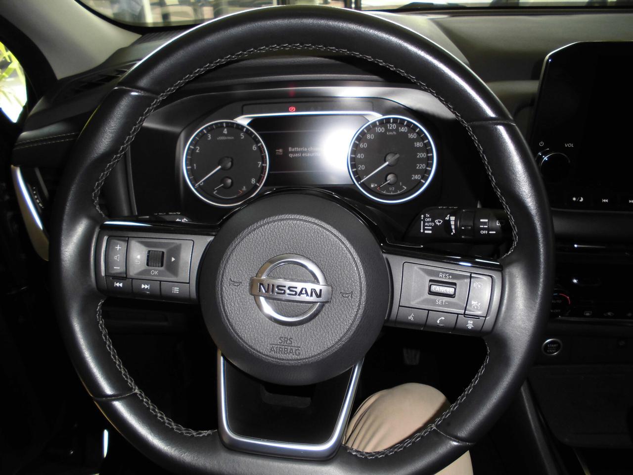 Nissan Qashqai MHEV 140 CV Business