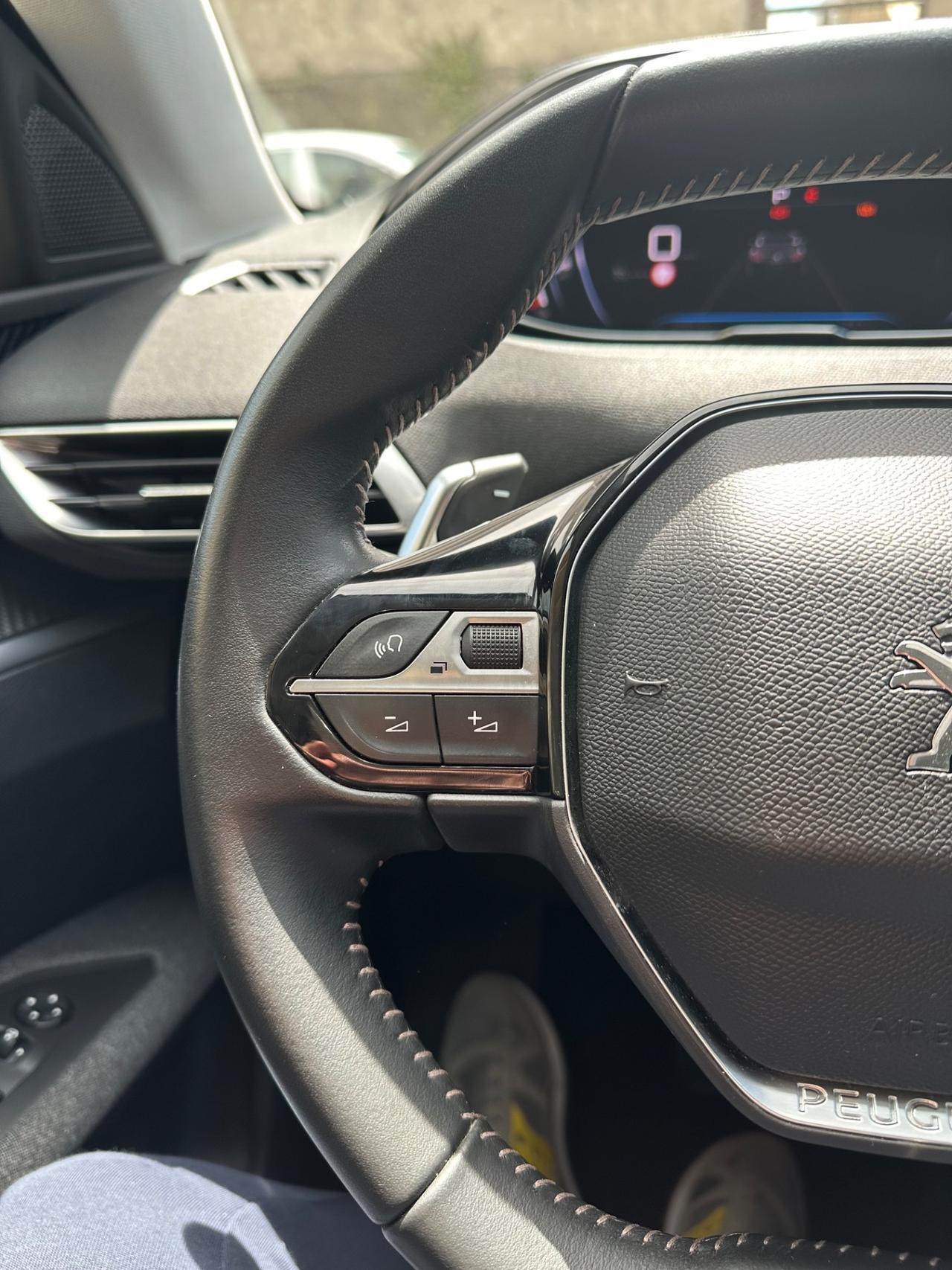 Peugeot 3008 BlueHDi 130 S&S Allure