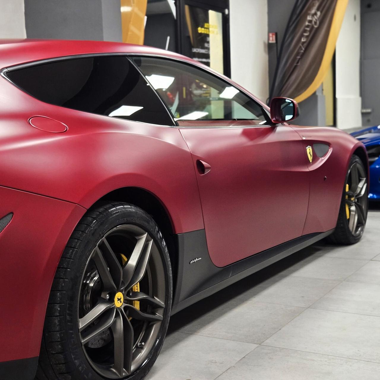 Ferrari FF MATTE RED ORIGINALE FERRARI_TUTTI I SERVICE_LIFT_TOP!!