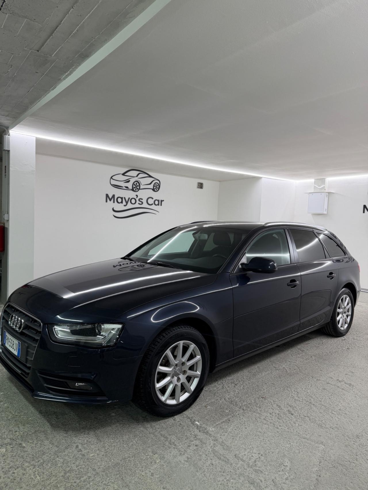 Audi A4 CAMBIO AUTOMATICO (anno 2017)