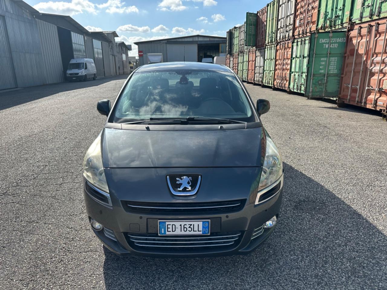 Peugeot 5008 1.6 VTi 120CV Premium METANO