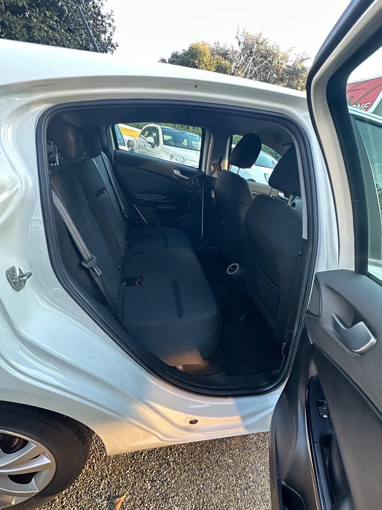 Alfa Romeo Giulietta 2.0 JTDm-2 140 CV Distinctive