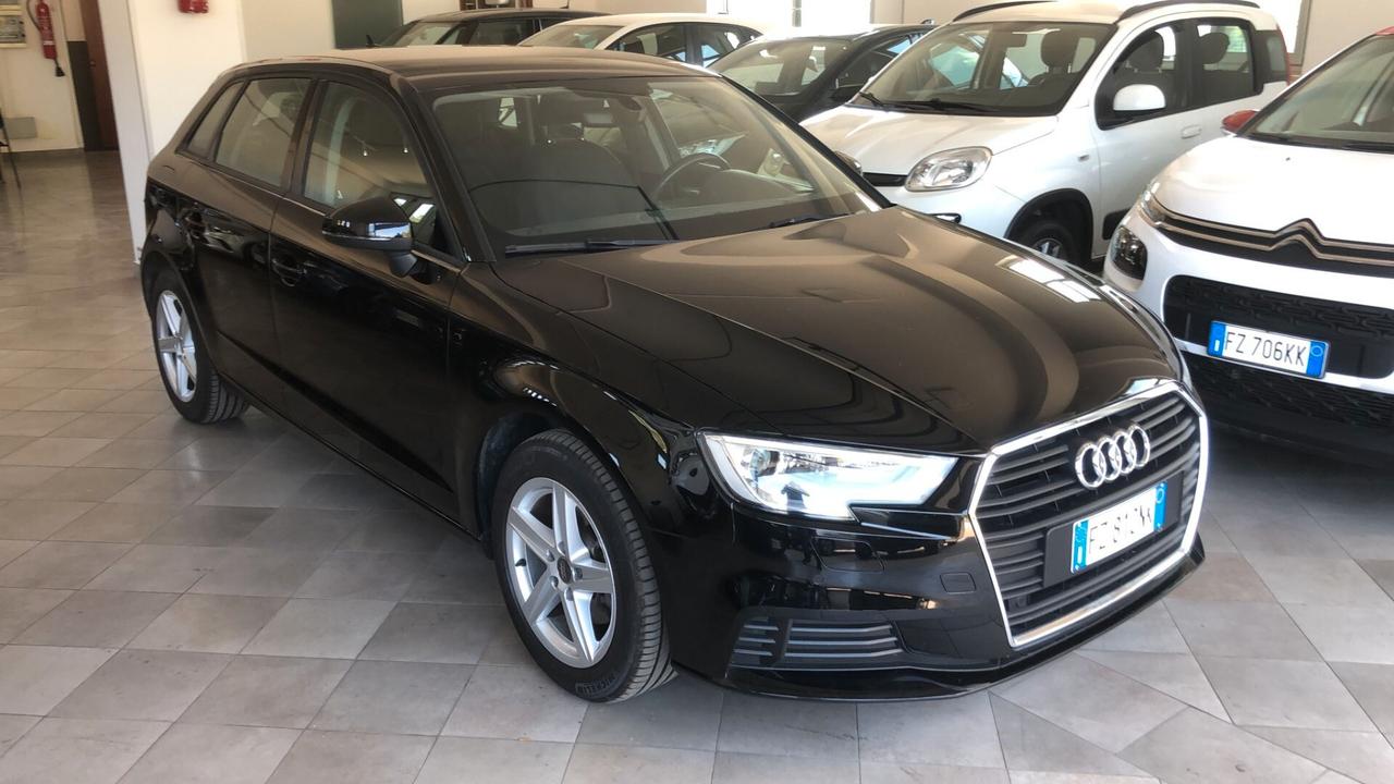 Audi A3 SPB 30 g-tron S tronic Business