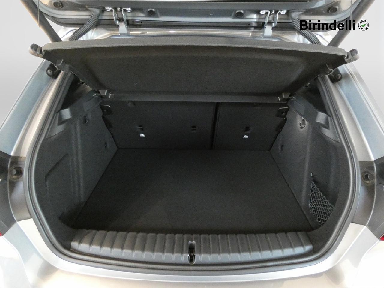 BMW Serie 1 (F40) - 118d 5p. Msport