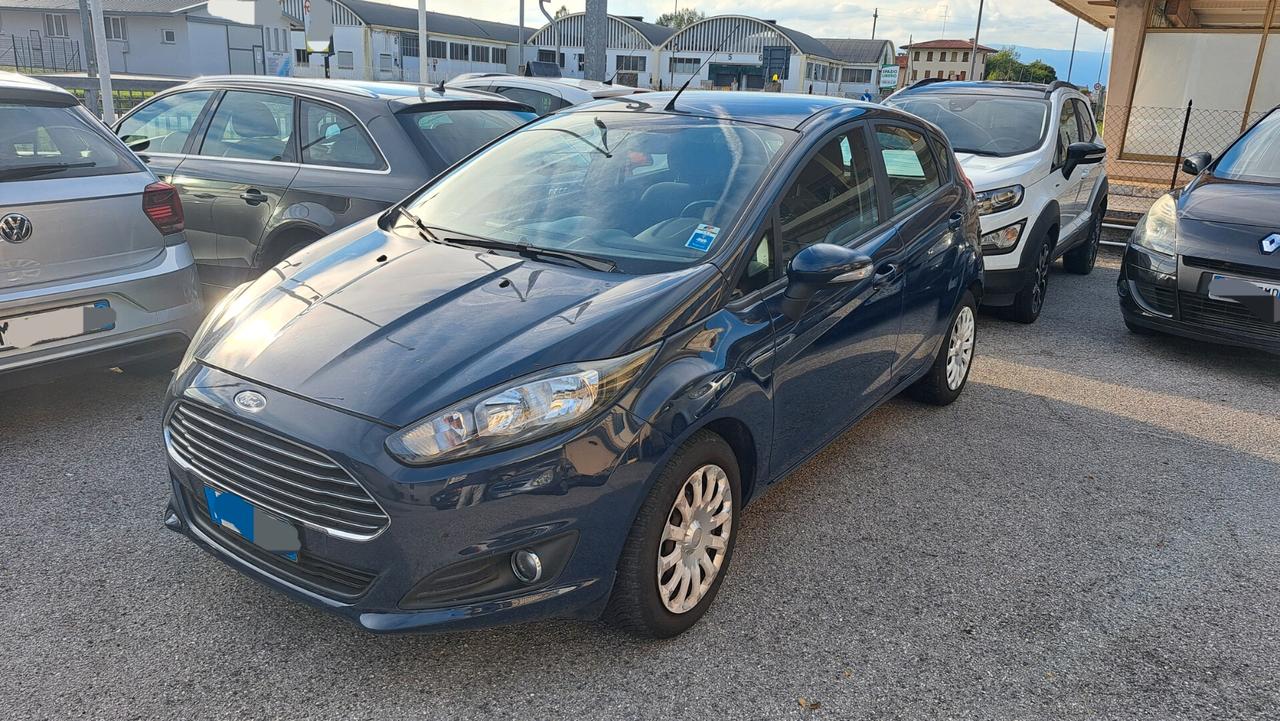 Ford Fiesta 1.2 60CV 5 porte OK NEO PATENTATI