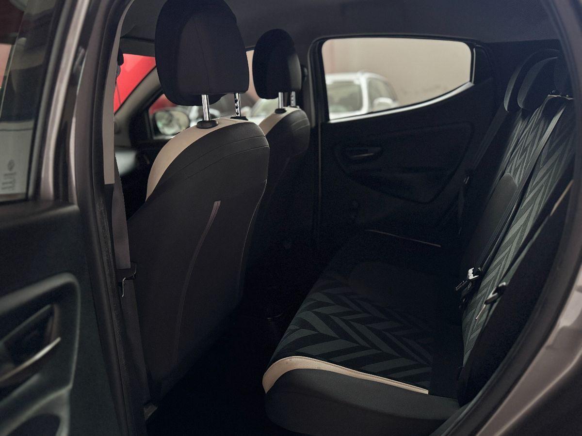 LANCIA - Ypsilon - 1.2 69 CV 5p. Platinum