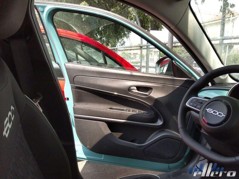 FIAT 600 Hybrid 1.2 Hybrid 110CV