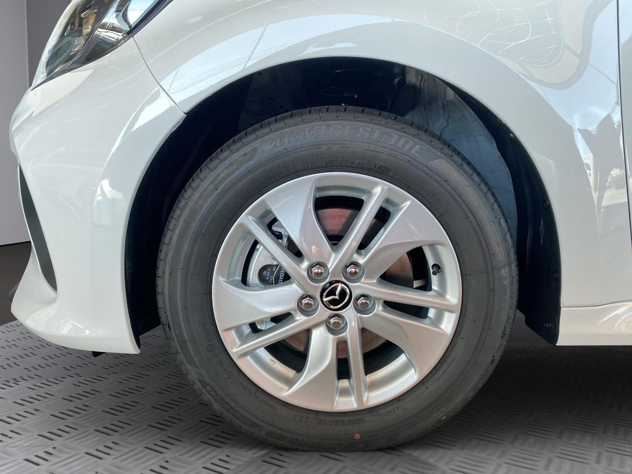 Mazda MAZDA2 1.5 vvt full hybrid electric Centre