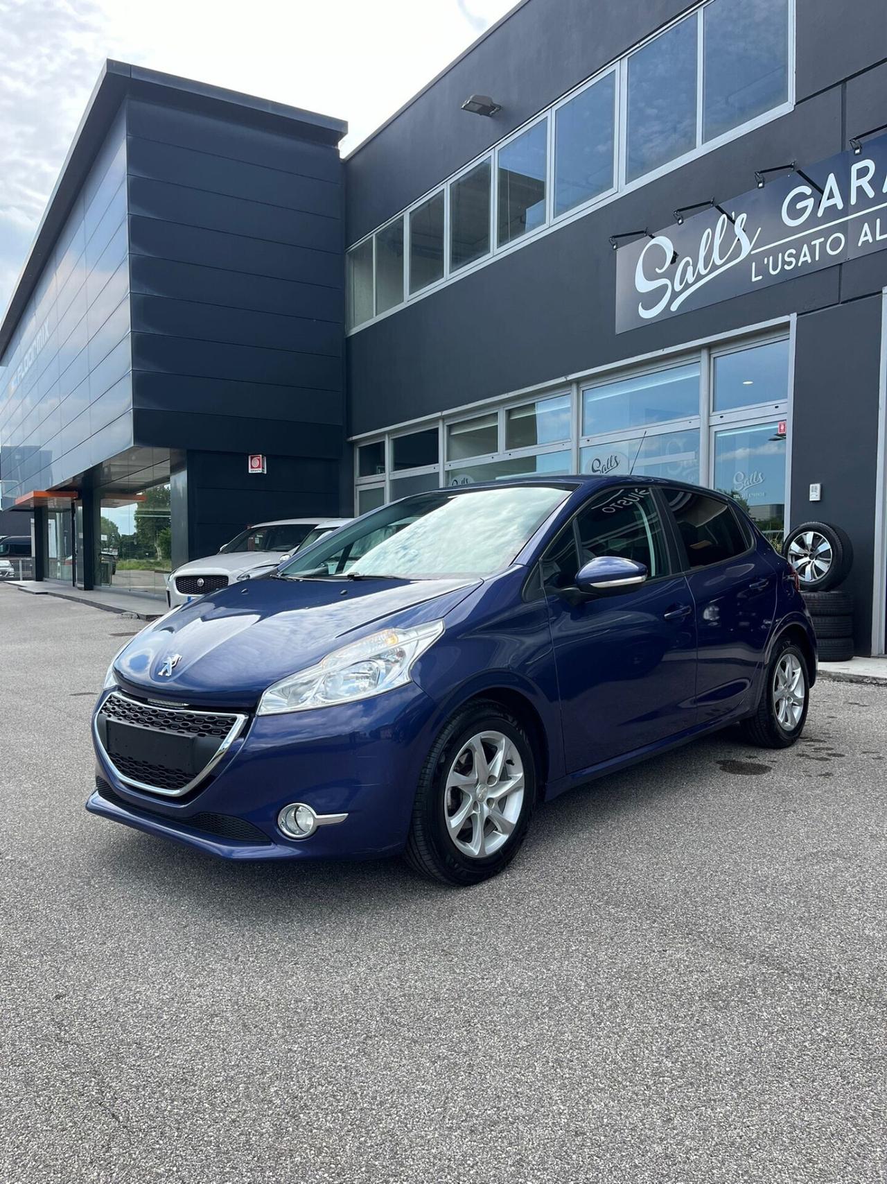 Peugeot 208 Neopatentati