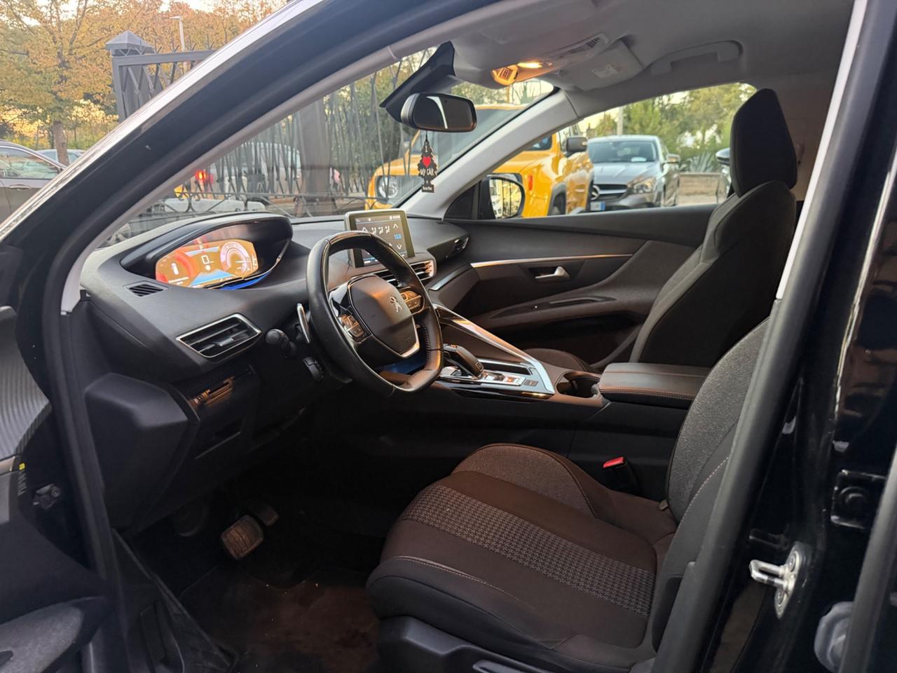 Peugeot 3008 BlueHDi 130 S&S Allure