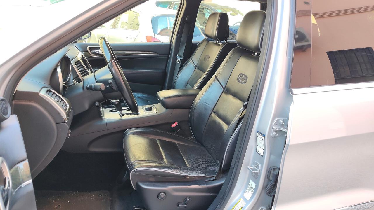 Jeep Grand Cherokee 3.0 CRD Overland + Gancio