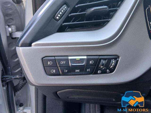 BMW 118 i 5p. Business Advantage