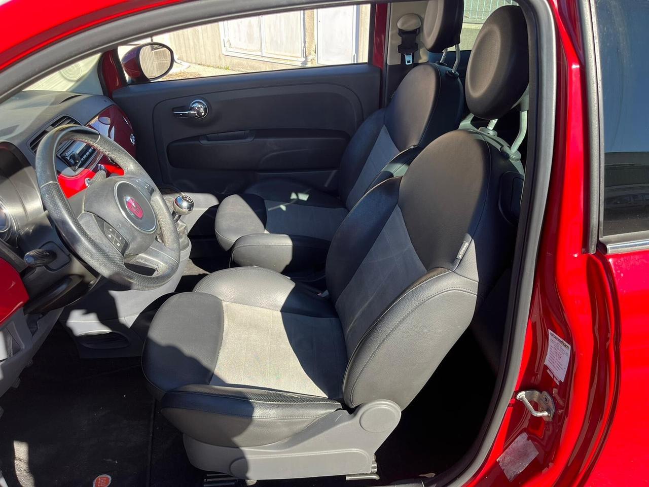 PACCHETTO : PEUGEOT 208 + FIAT 500 ( leggere )