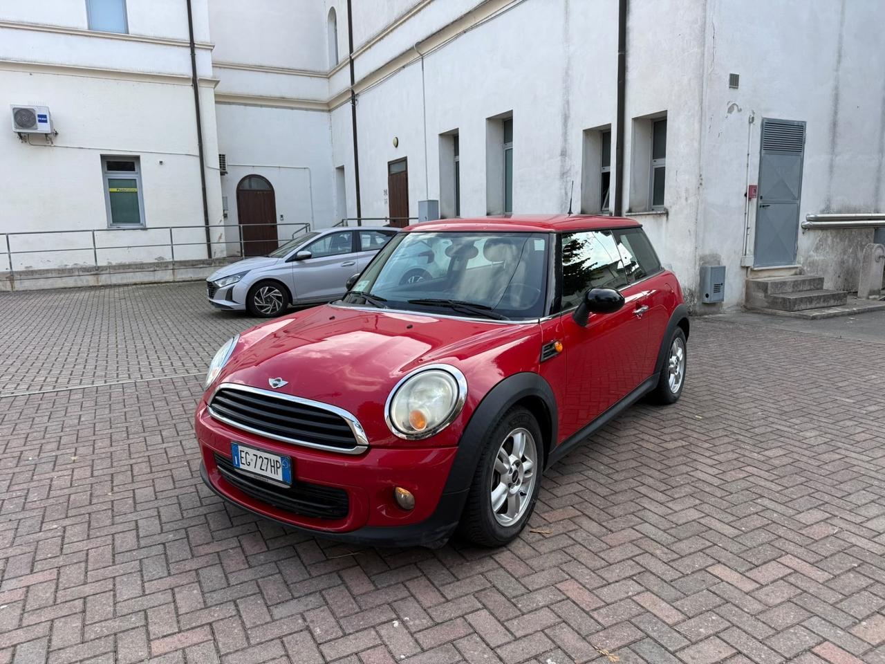 Mini 1.6 16V One (55kW)
