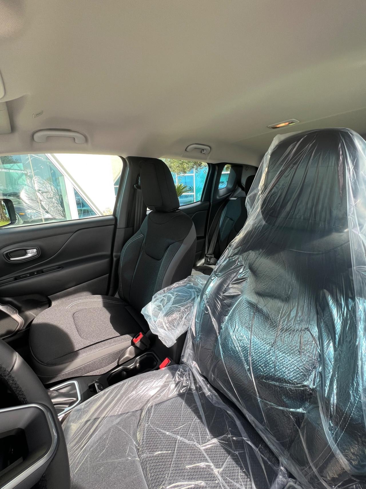 Jeep Renegade 1.5 Turbo T4 MHEV Altitude possibilità noleggio no scoring