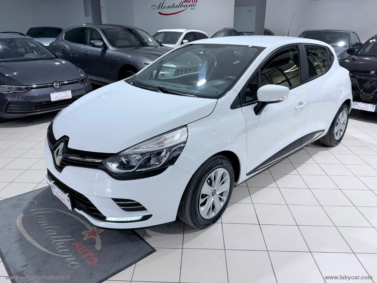 RENAULT Clio dCi 8V 75CV 5p. Moschino Intens