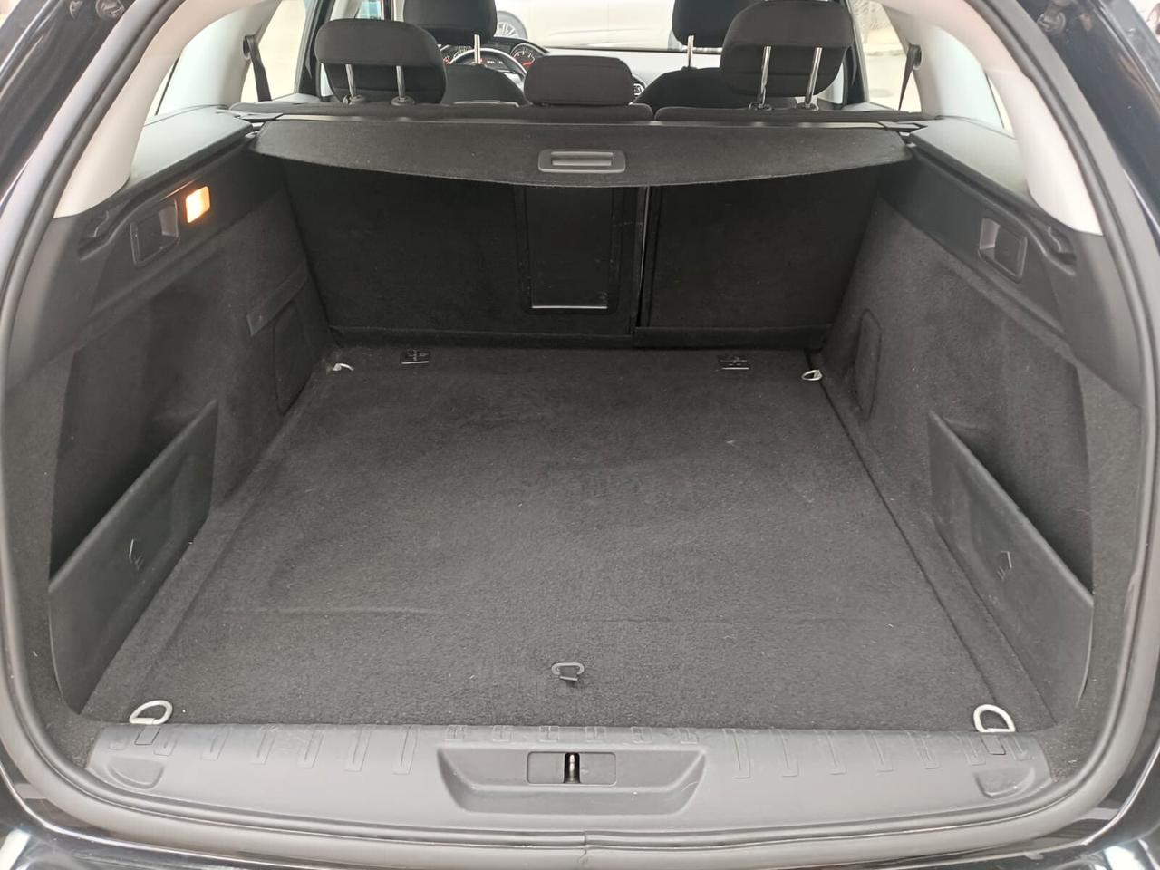 Peugeot 308 1.6 e-HDi 115 CV Stop&Start SW Business