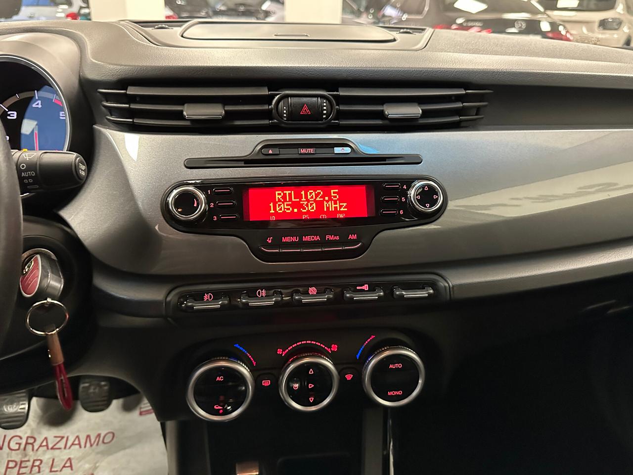 Alfa Romeo Giulietta 1.6 JTDm-2 105 CV Distinctive - 2012