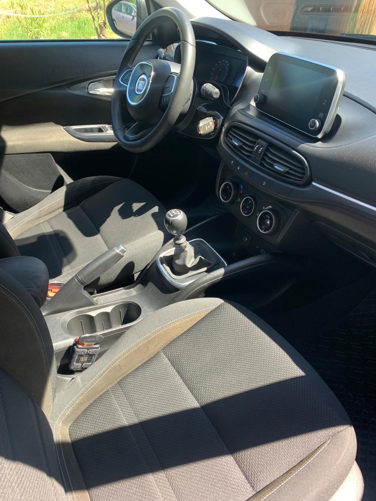 Fiat Tipo 1.6 Mjt S&S SW Lounge 90000 KM