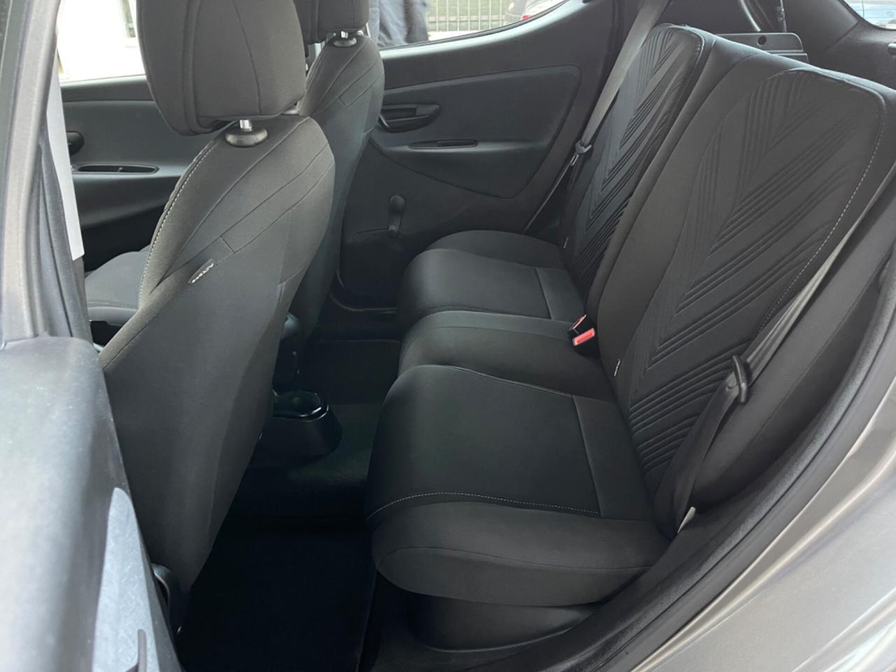 LANCIA YPSILON 70CV S&S HYBRID Gold 2022