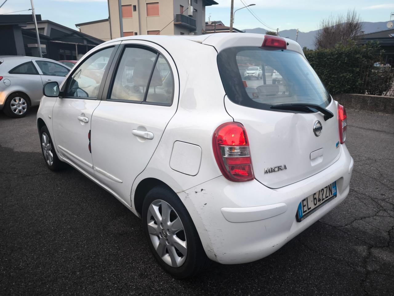 NISSAN MICRA 1,2 BENZ- CAMBIO AUTOMATICO-KM 78000-