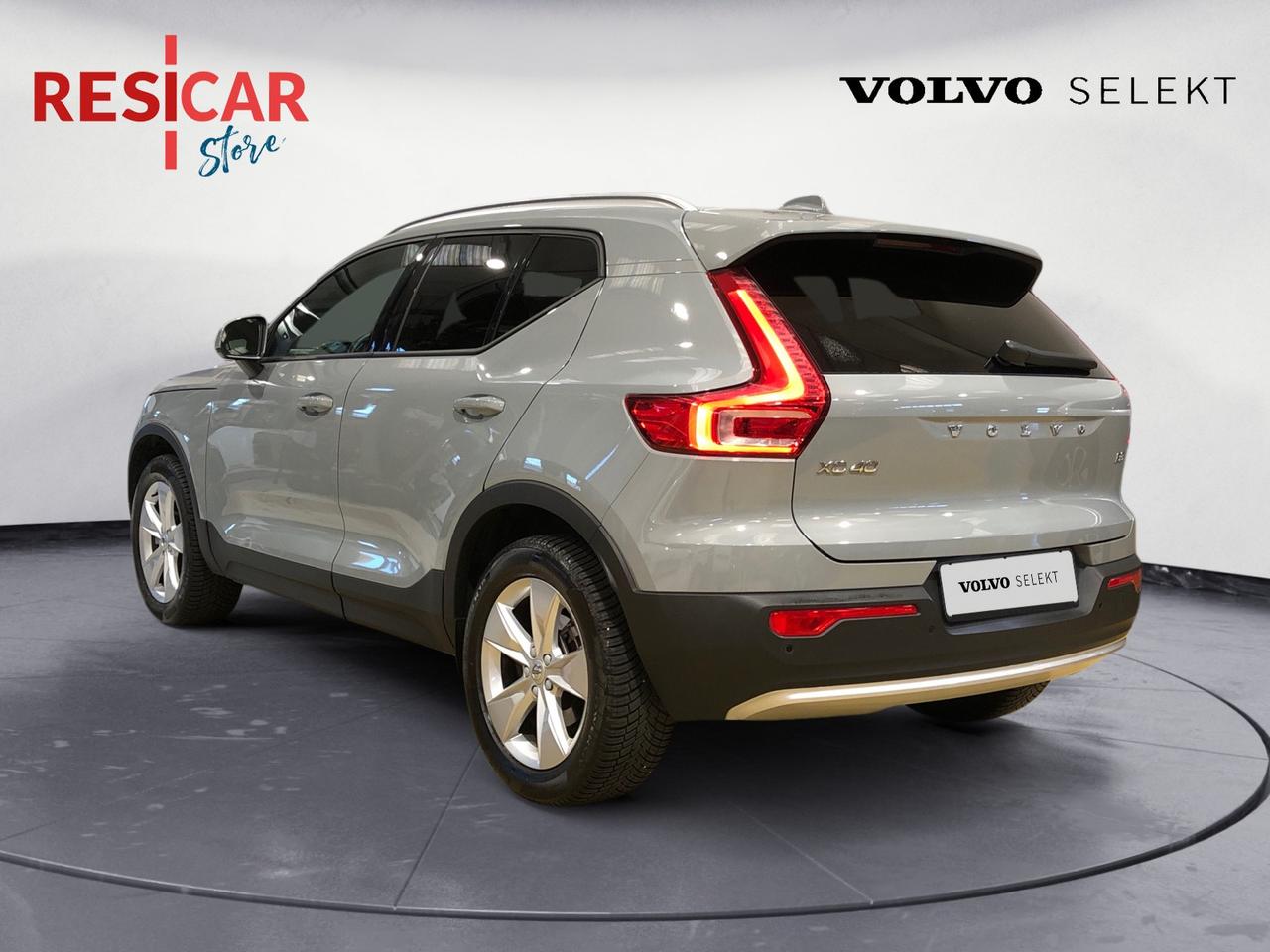 VOLVO XC40 2.0 b3 Core auto