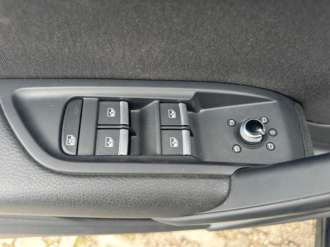 Audi Q5 2.0 TDI 150 CV Sport-05/2018