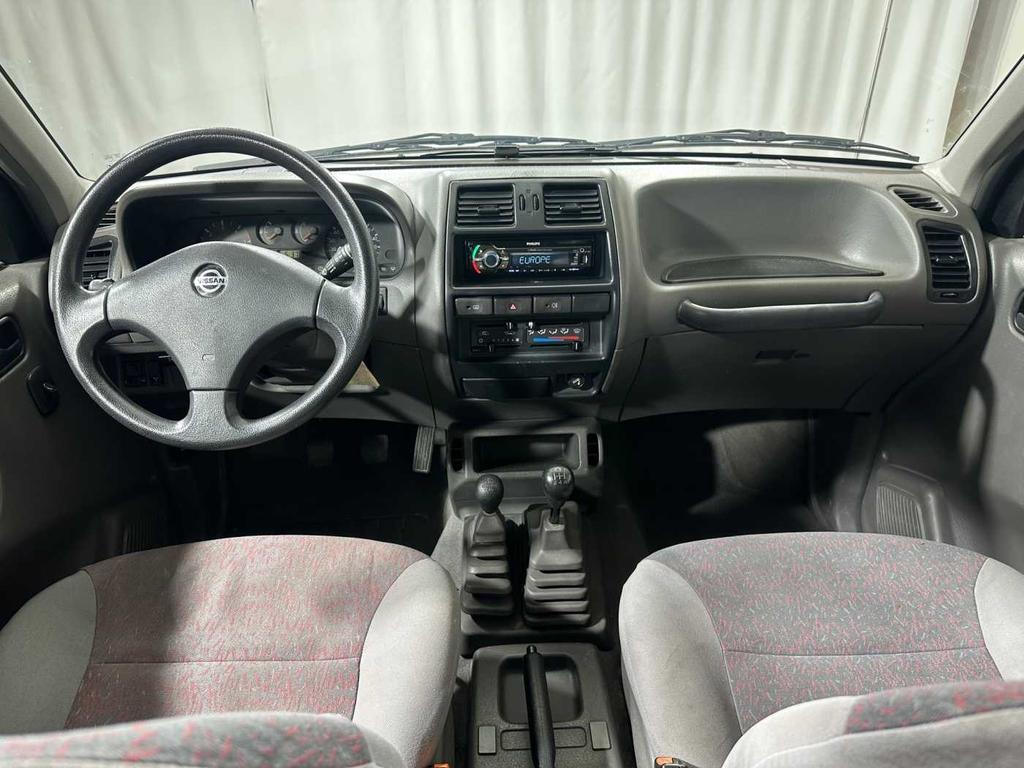 Nissan Terrano 2.7 td SE HT 3p
