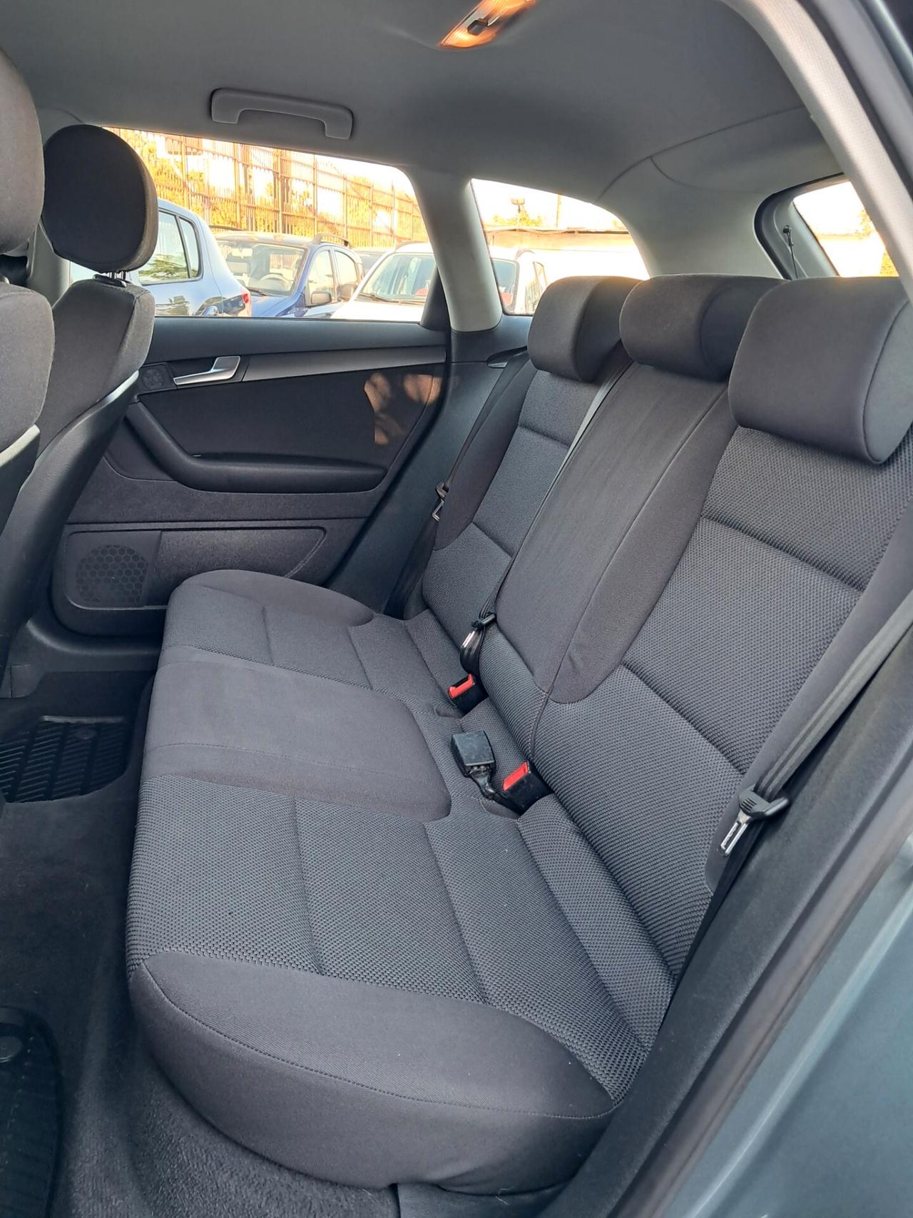 Audi A3 Sportback 1.6 TDI 90 CV Attraction