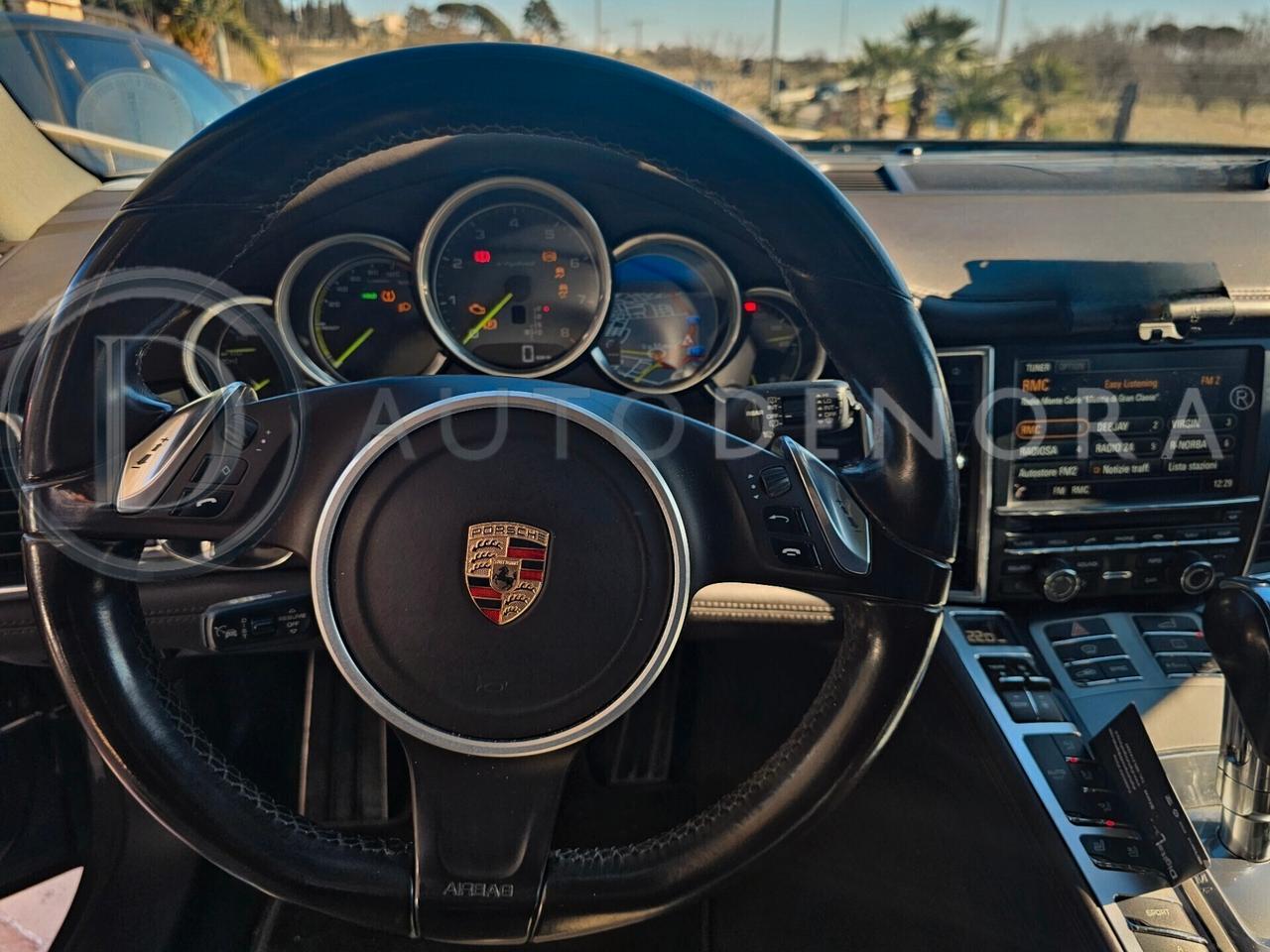 Porsche Panamera 3.0 S E-Hybrid CON MOTORE FUSO