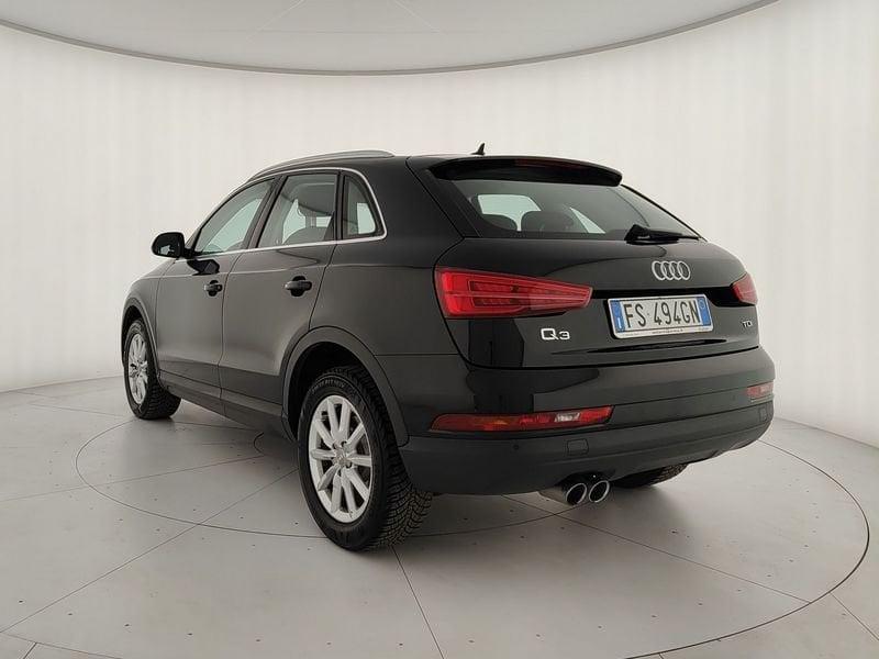 Audi Q3 2.0 TDI 120 CV Business