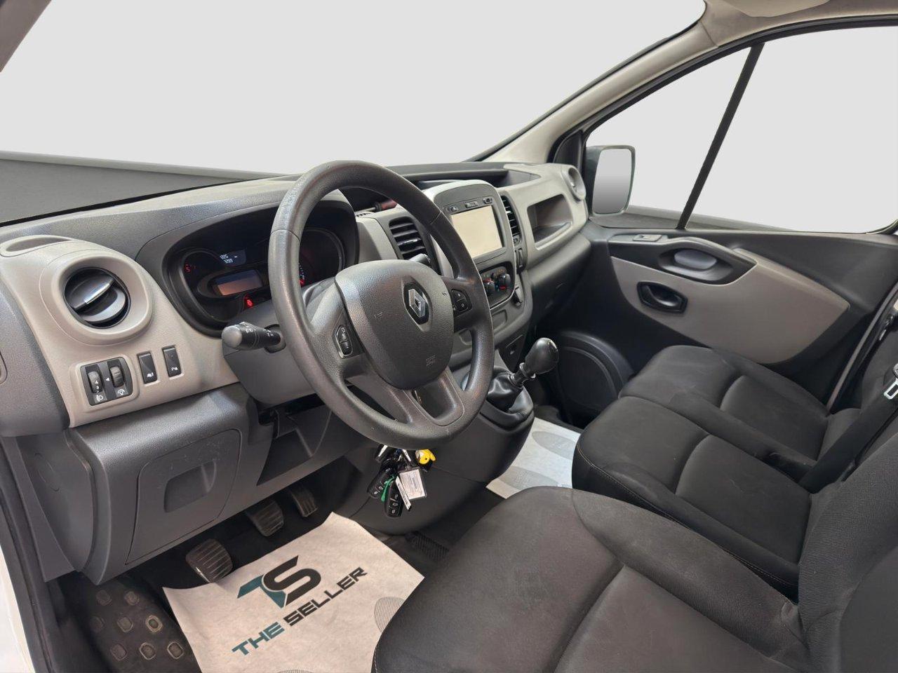 RENAULT Trafic T27 1.6 dci 120cv L1H1 E6
