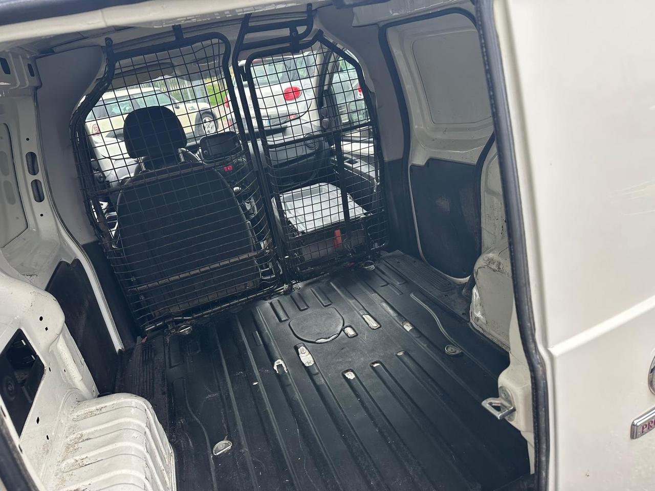 Fiat Fiorino 1.3 MJT 95CV Combinato Adventure