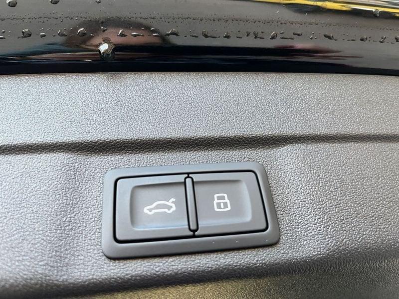 Audi A6 A6 Avant 2.0 tdi mhev + S line edition 204cv s-tronic