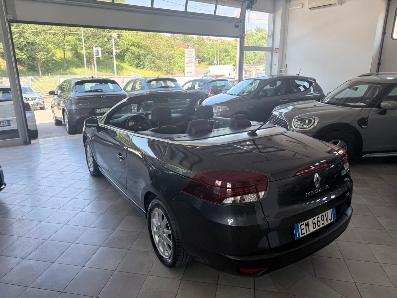 Renault Megane Mégane C-C 1.5 dCi 110CV EDC Wave Edition