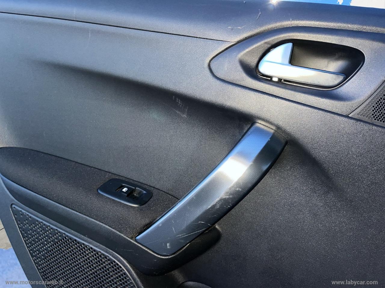 PEUGEOT 2008 PureTech 82 S&S Allure