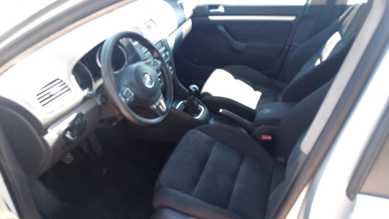 Volkswagen Golf Variant Golf 1.6 TDI DPF 5p. Comfortline