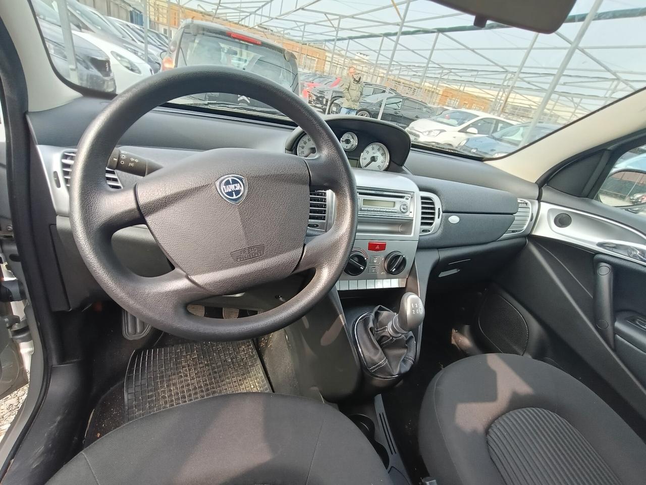 Lancia Ypsilon 1.2 Oro