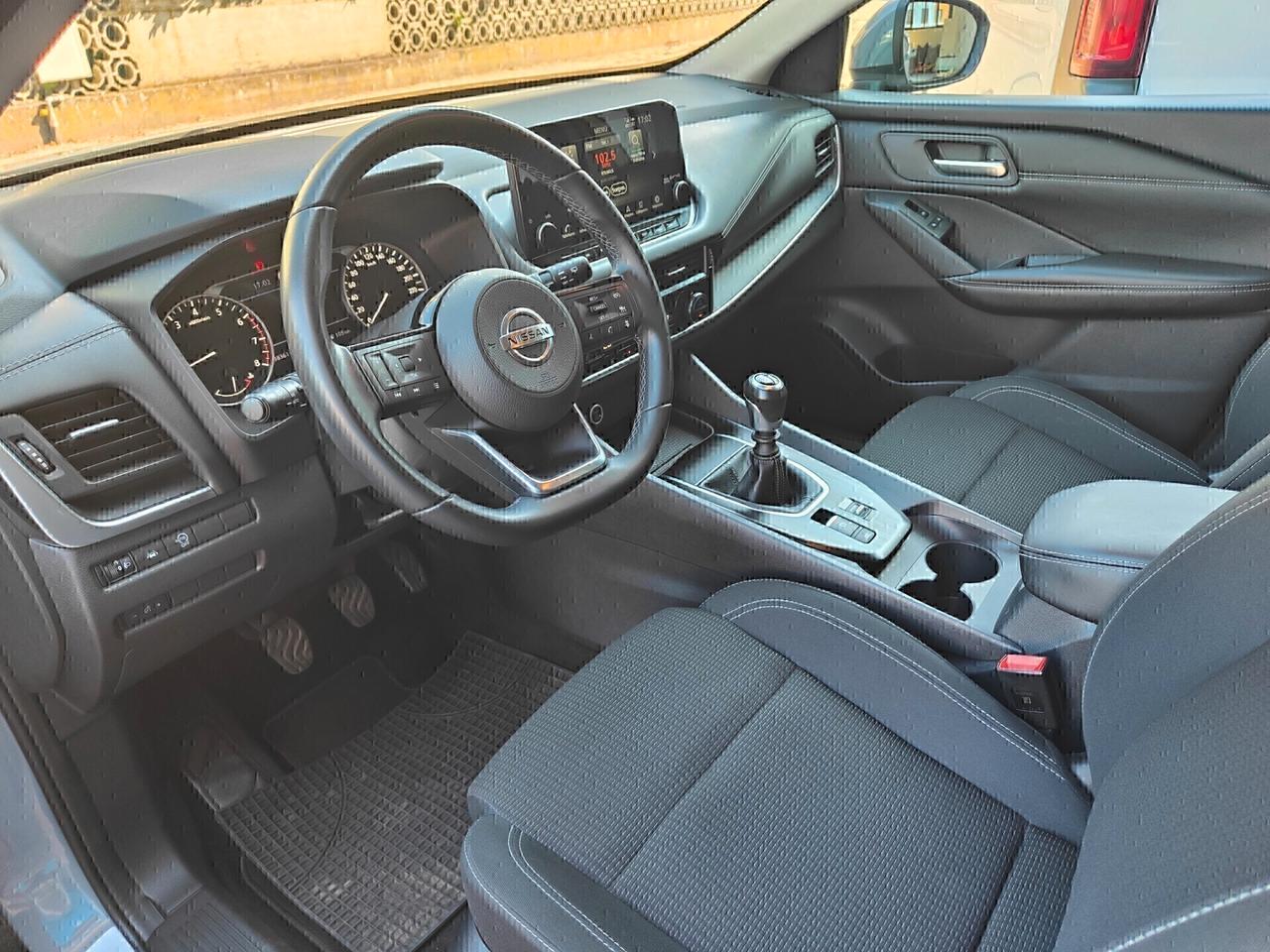 Nissan Qashqai MHEV 140 CV Business