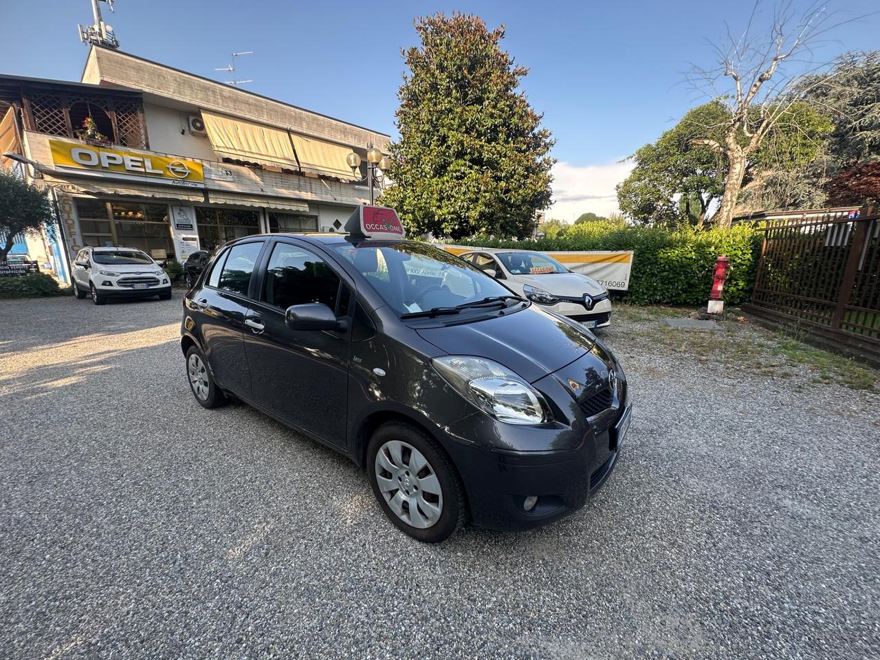 Toyota Yaris 1.3 5 porte Sol