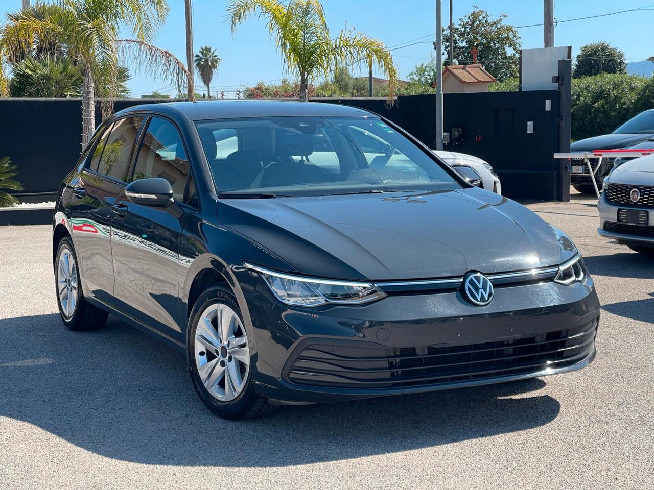 Volkswagen Golf 1.0 eTSI EVO DSG Life