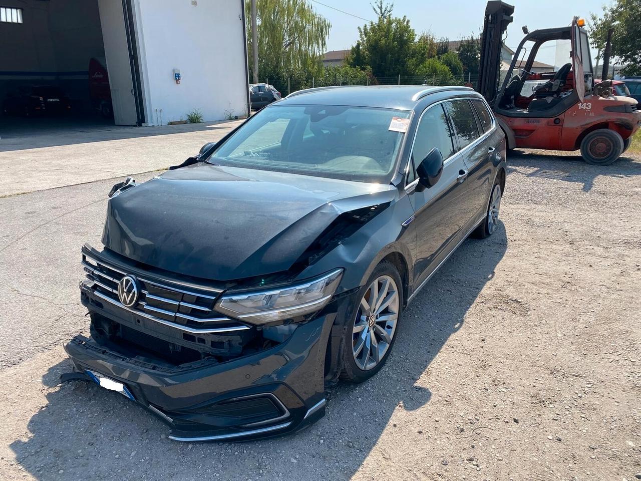 Volkswagen Passat Variant 1.4 phev GTE dsg INCIDENTATA