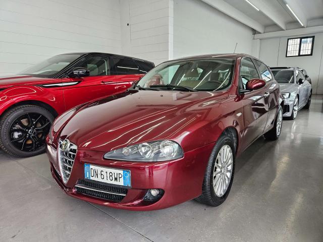 Alfa Romeo 147 147 II 2004 5p 1.6 ts 16v BlackLine 105cv