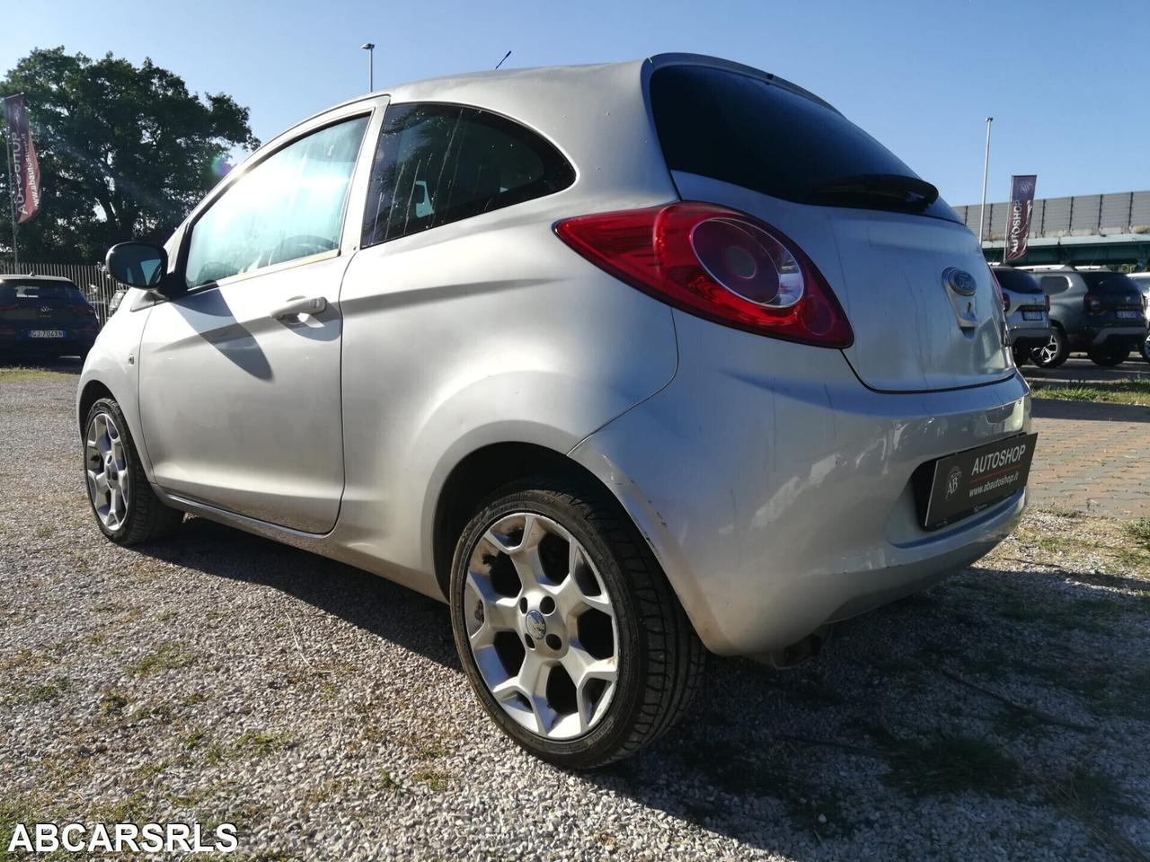 FORD - Ka - 1.2 8V 69CV Titanium - NEOPATENTATI -