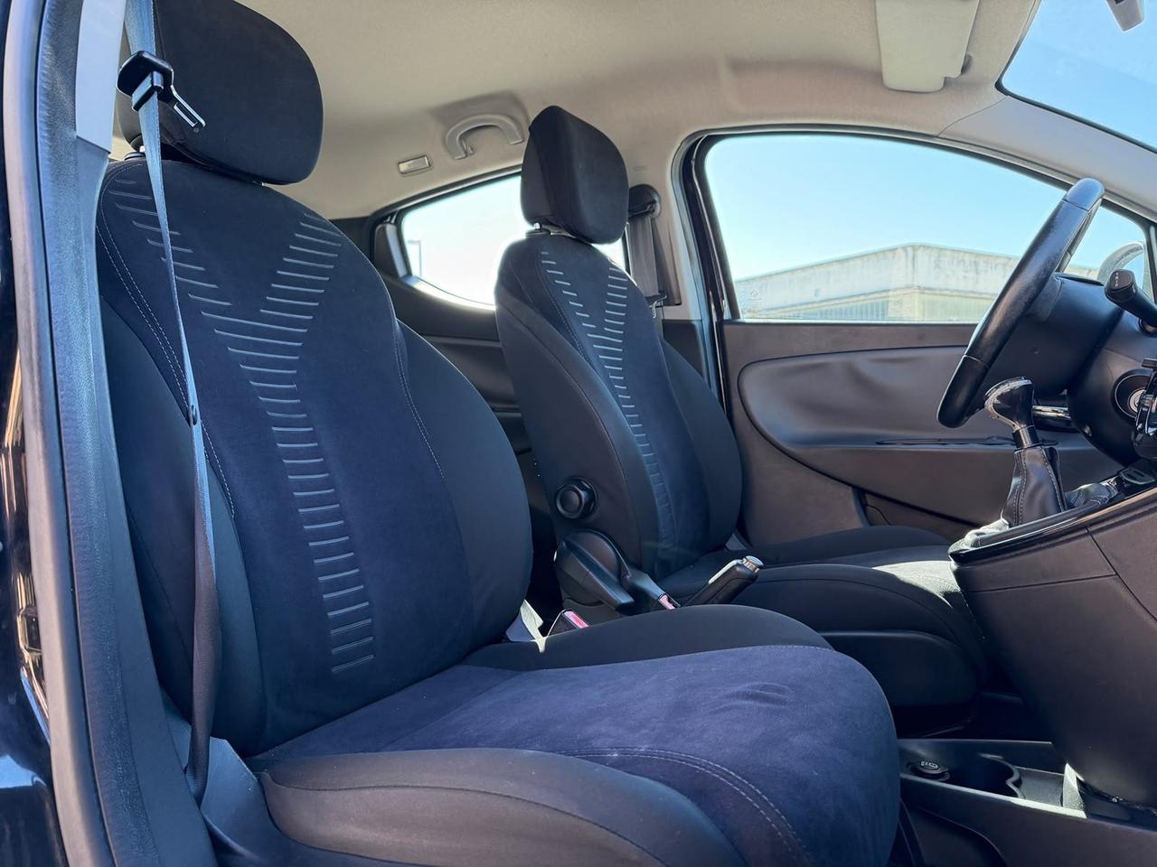 Lancia Ypsilon 99000 KM GARANZIA 12 MESI
