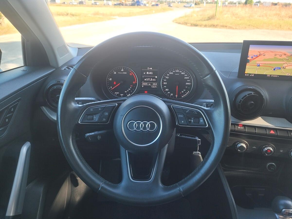 Audi Q2 2.0 TDI quattro S tronic Business