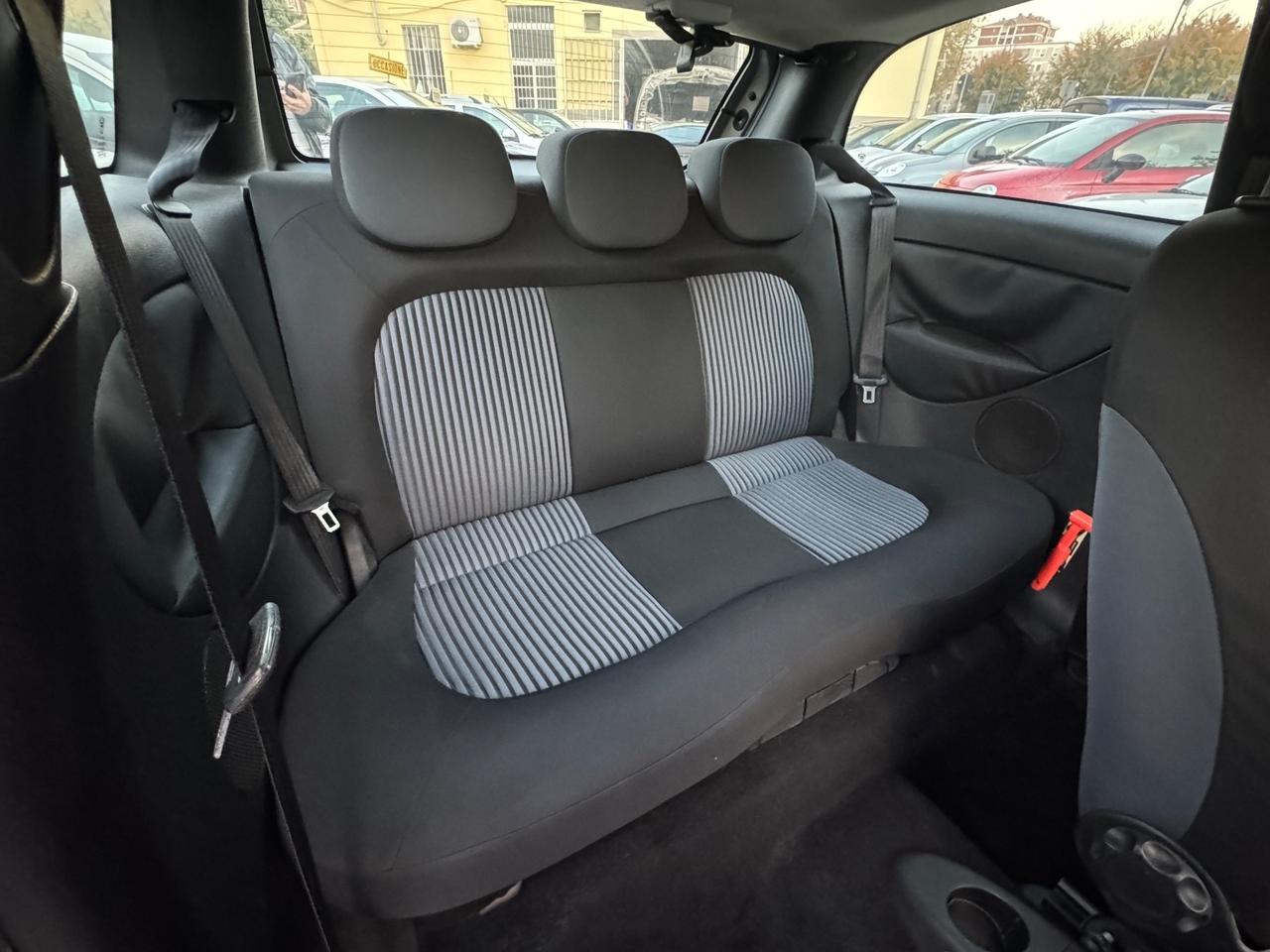 Lancia Ypsilon 1.4 Platino