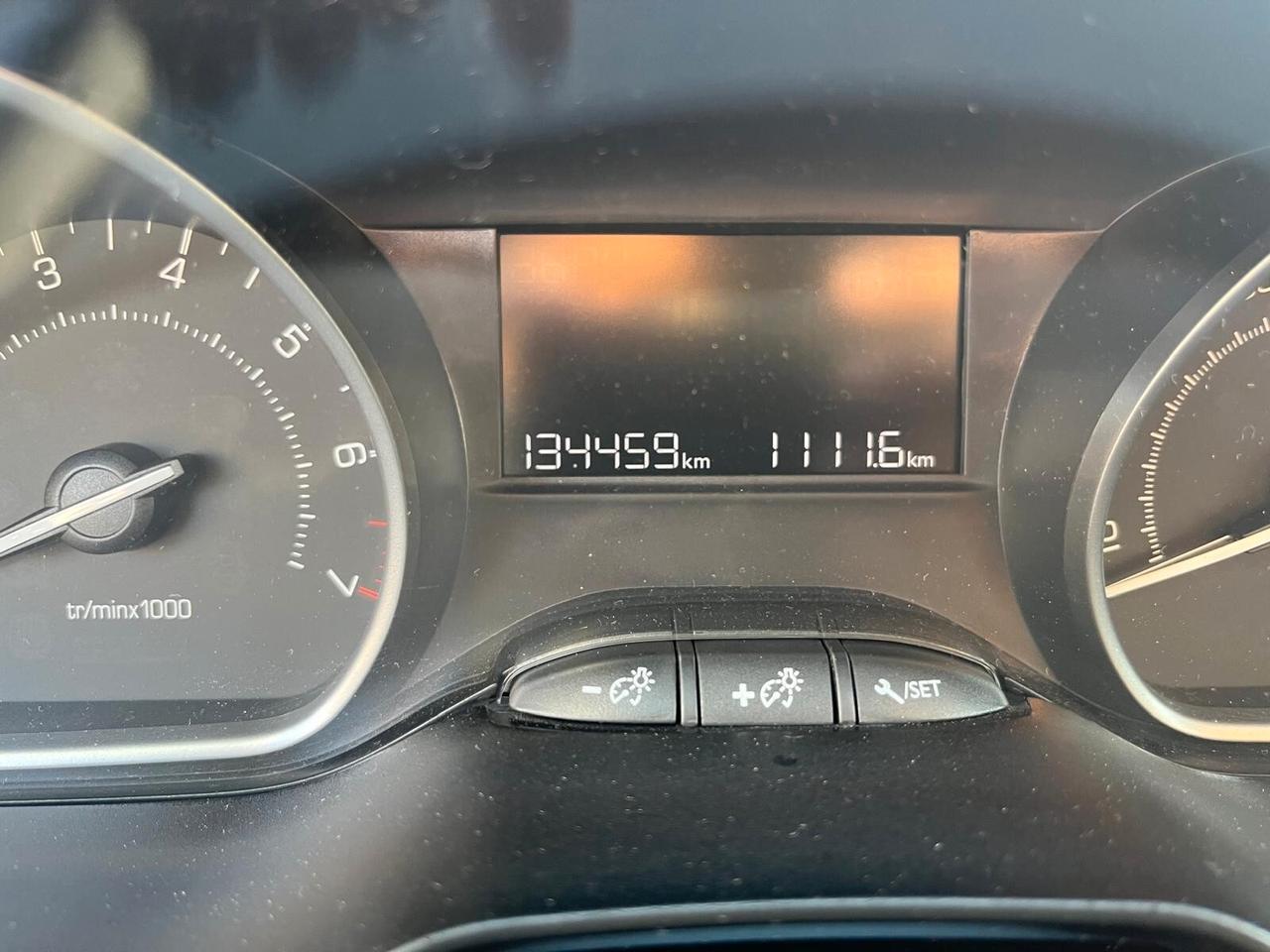 Peugeot 208 PureTech 82 5 porte Active